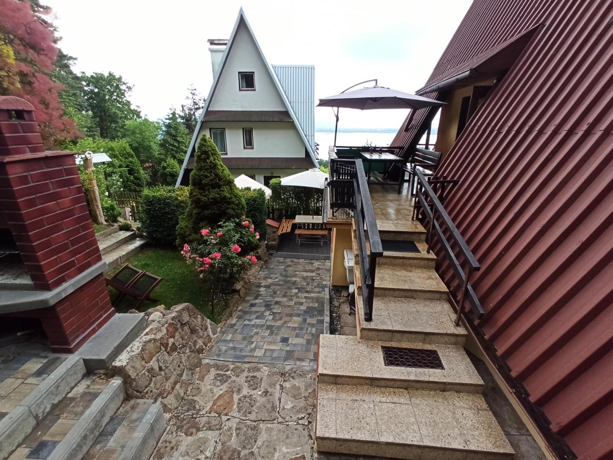 Domek Caloroczny Tresna Agata Exterior photo